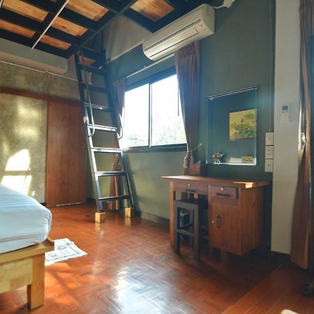 Вилла The Corner'S Unique House Чиангмай Экстерьер фото