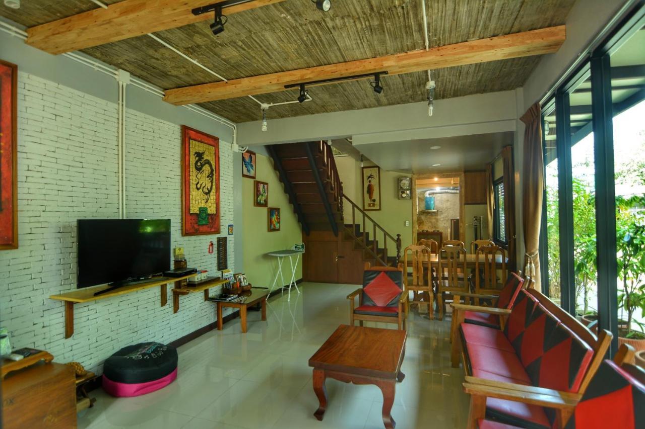 Вилла The Corner'S Unique House Чиангмай Экстерьер фото